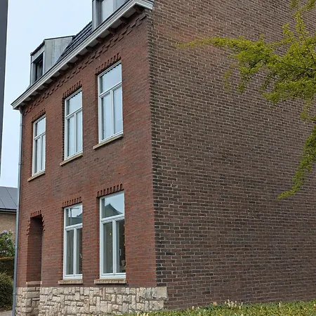 Mijn Met Sauna En Lift מלון דירות